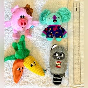 Plush Dog/Pet Multi-Color Squeaky & Crinkle Chew Toys Bundle (4) - new!